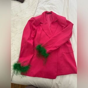Small oversized blazer with green feathers